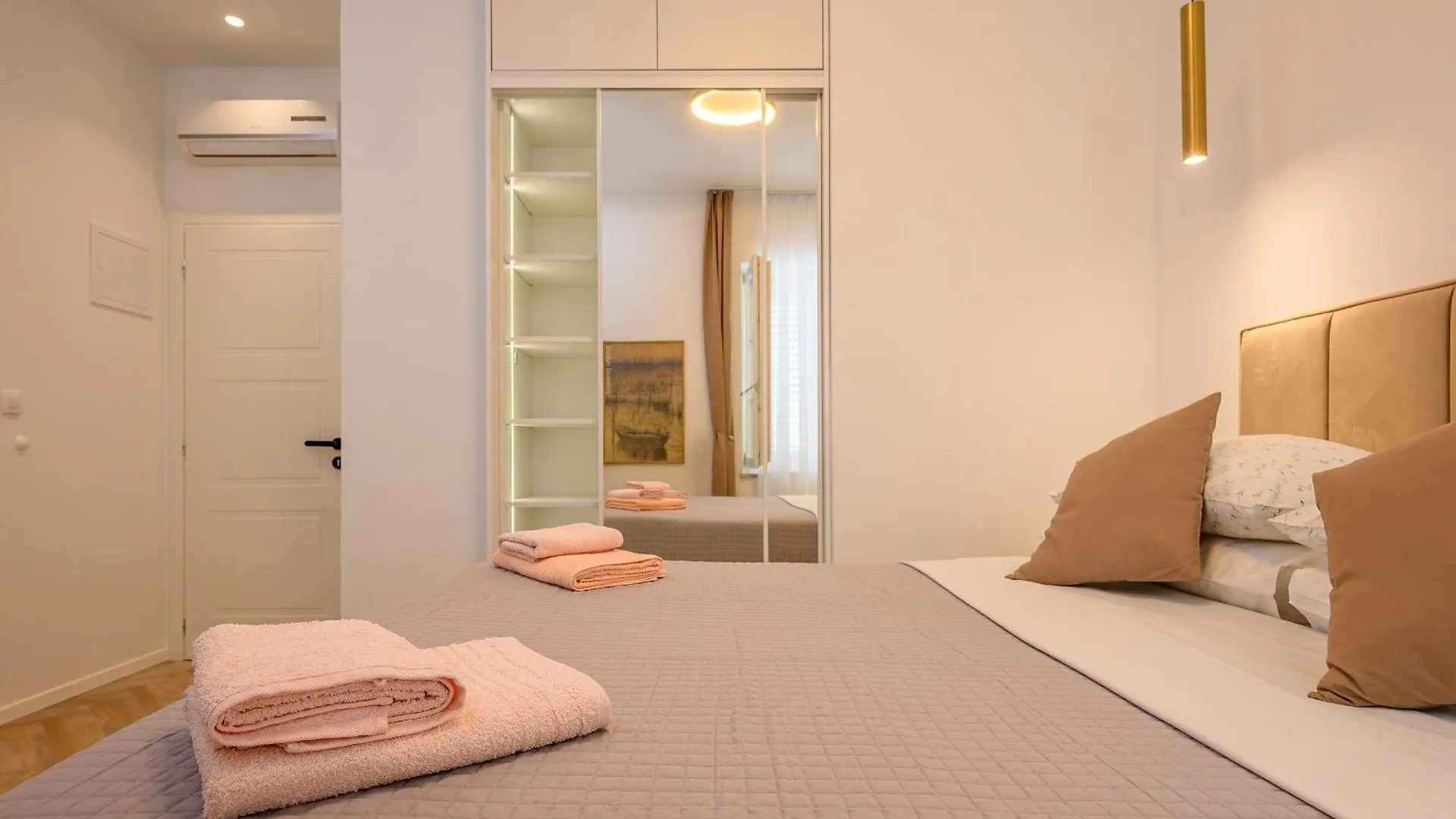 Jupiter Luxury Accommodation Split Guest house